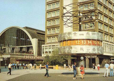 Drescher: Berlin - Hauptstadt der DDR. 